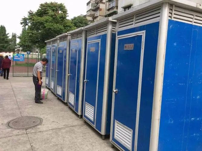 雨城移动洗手间租赁